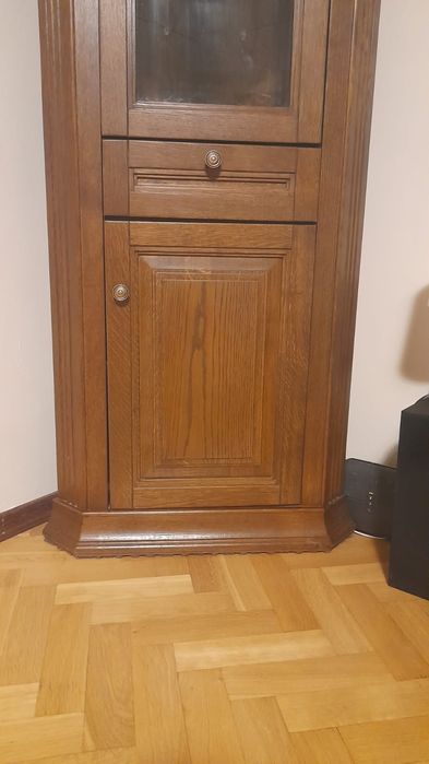 Witryna drewniana narożna Kolekcja mebli Klose stan bdb