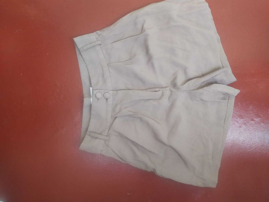 Шорти Primark cares