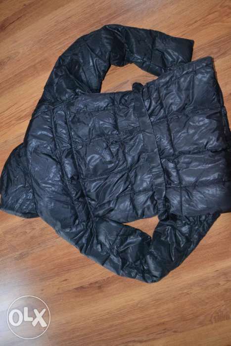 HOUSE kurtka jesienno-zimowa czarna roz.38-M