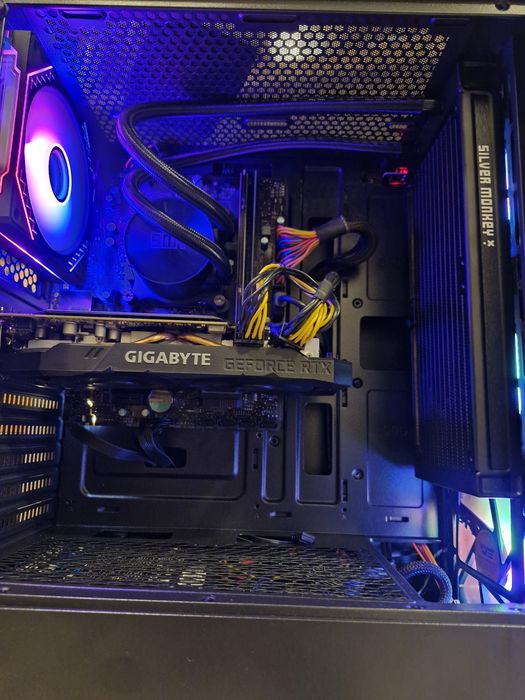 Komputer do Gier * RTX  2060 * i7  * 16GB * SSD  + HDD ^ rgb