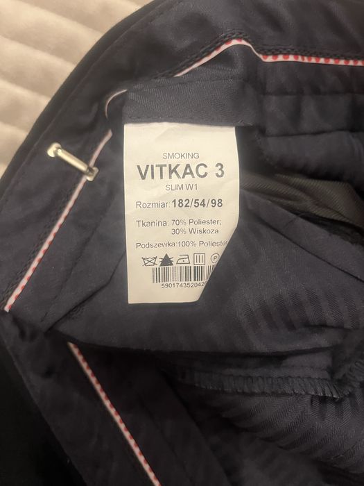 Smoking Kubenz Czarny piekny smoking z biala koszula Lancerto 42