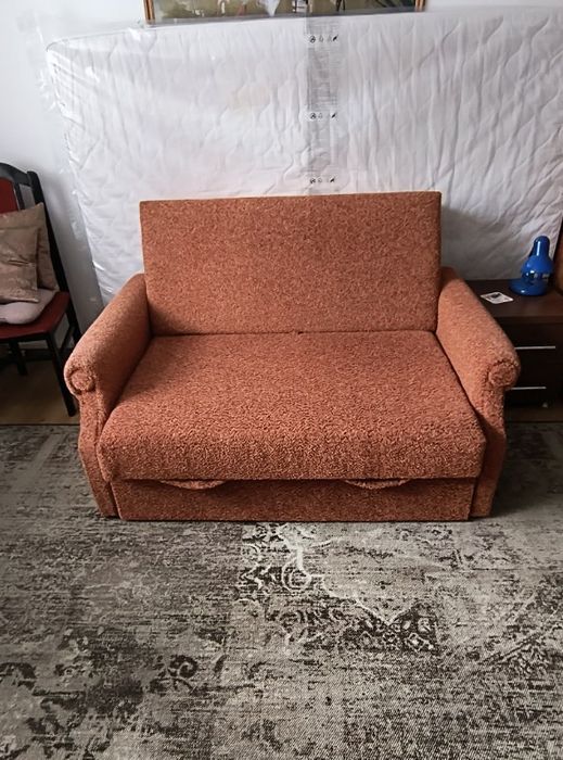 Kanapa rozkładana stan bdb