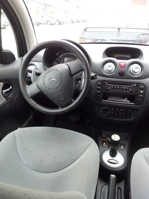 Carro caixa automática 5 lugares gasóleo