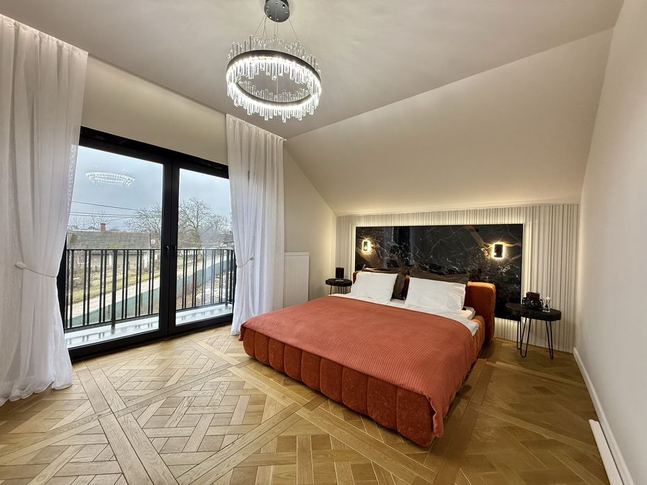 Продається розкішний Котедж в ЖК «Марморожський»