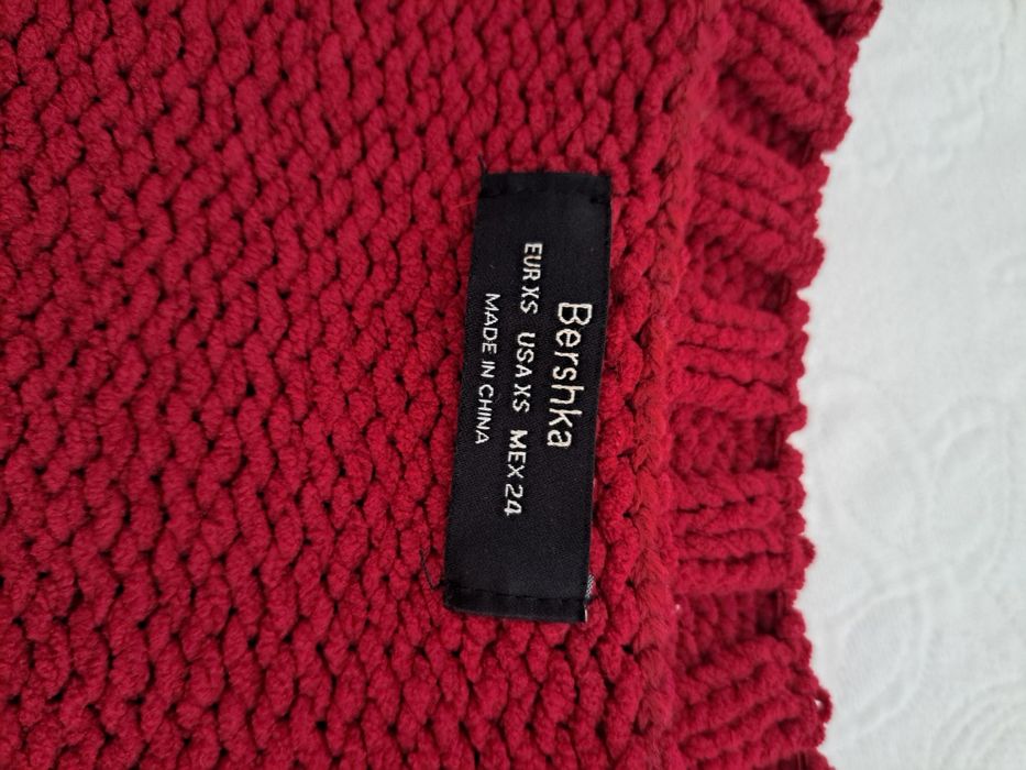 Camisola Bershka vermelha M