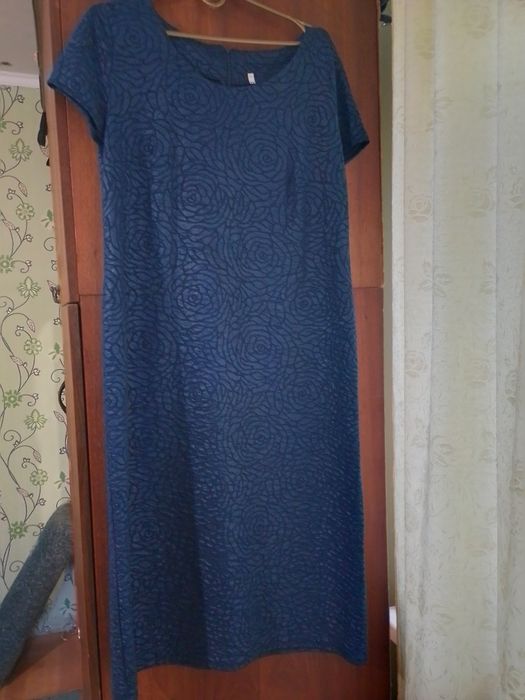 Жіночі плаття костюм,спідниця,блузки