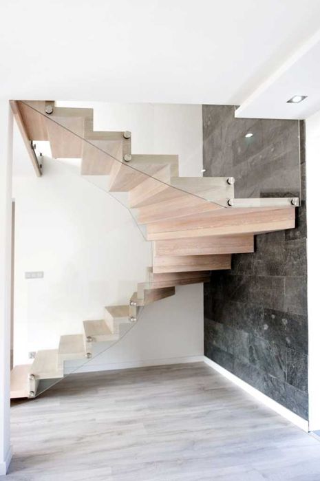 Sprzedaż i montaż okna , drzwi , rolety, bramy , tapety, wykładziny..