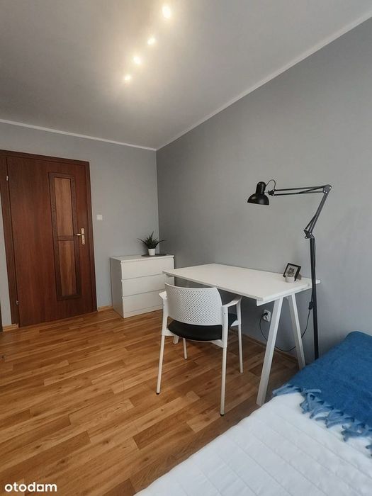 2 pokoje | oddzielna kuchnia | Centrum | Legnicka | od właściciela