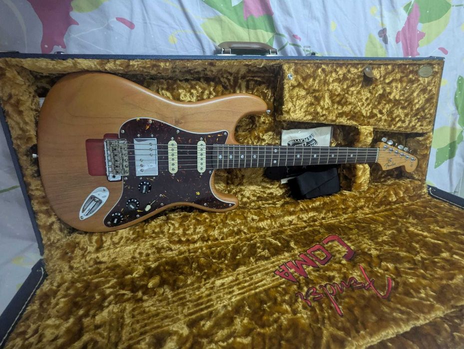 Guitarra Fender Stories Collection Michael Landau Coma Stratocaster RW Coma Red