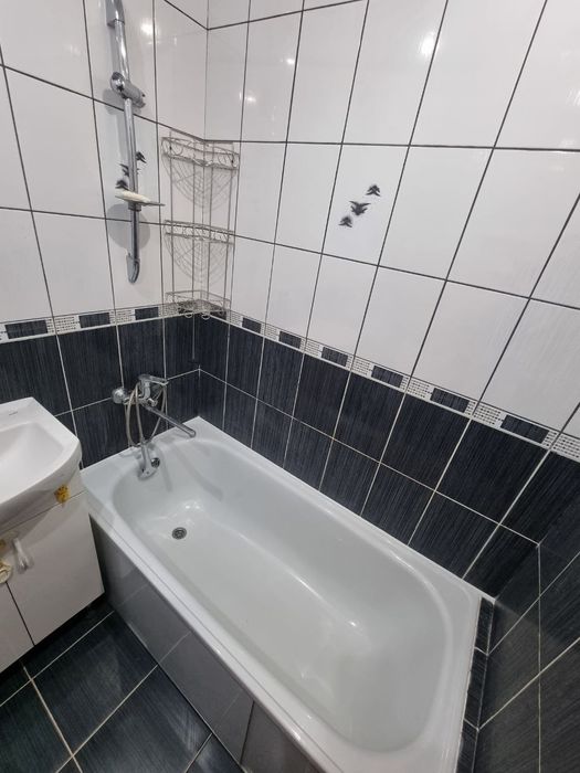 Продам видову велику 1 ком. Квартиру в центрі Хортицького району