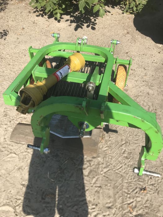 Продам Картоплекопач