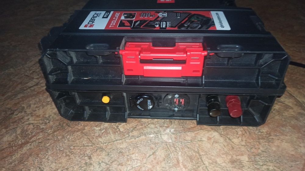 Продам портативну електростанцію