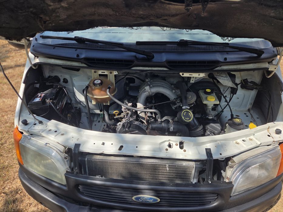 Ford transit caixa aberta