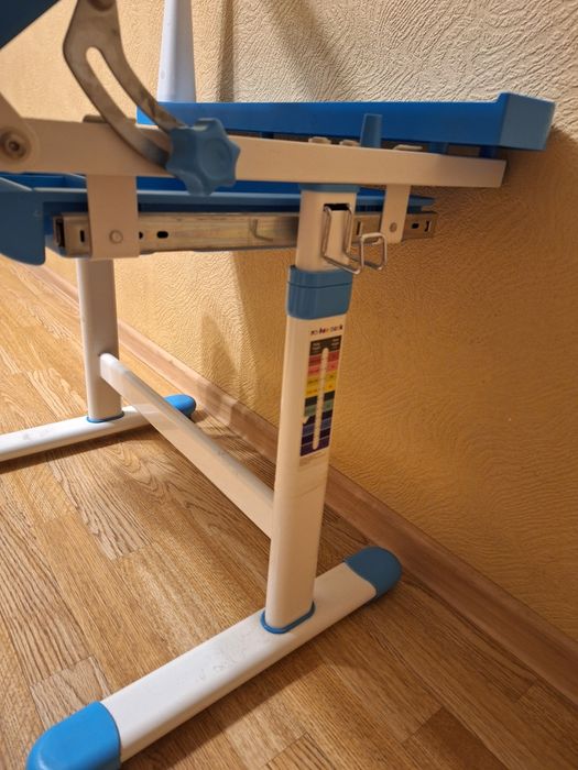 Детская парта стол трансформер Fundesk с лампой!