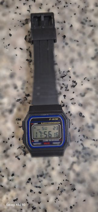 Relogio unisexo novo