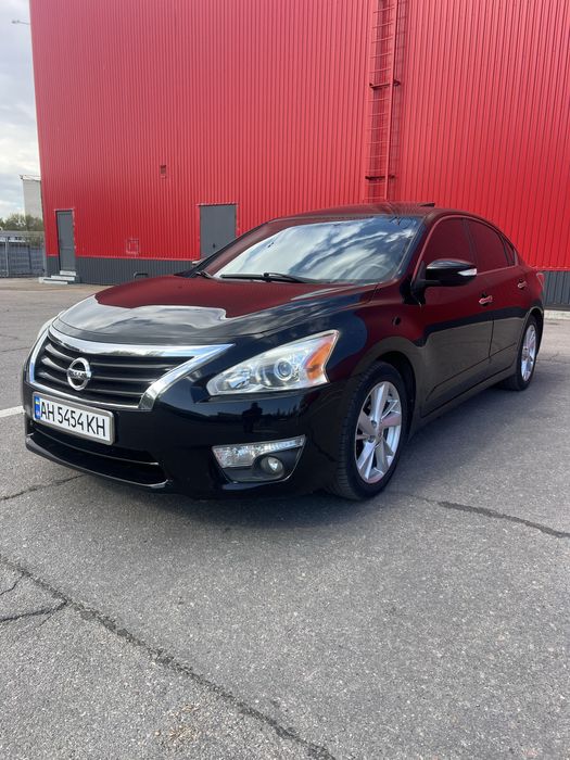 Продам Nissan ALTIMA SV