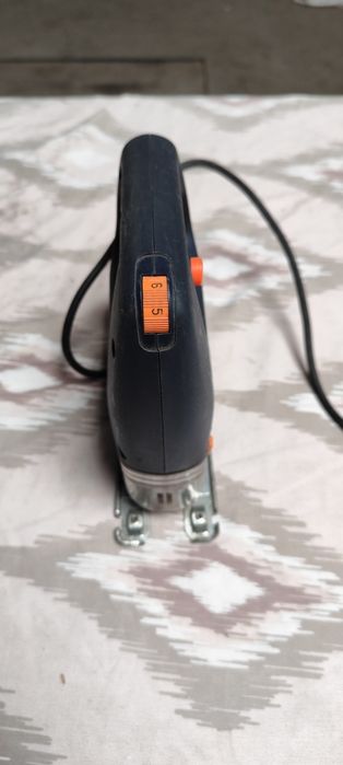 Wyrzynarka ferm JSV-600P Holenderska