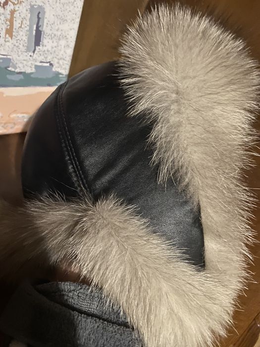 Жіноча зимова шапка