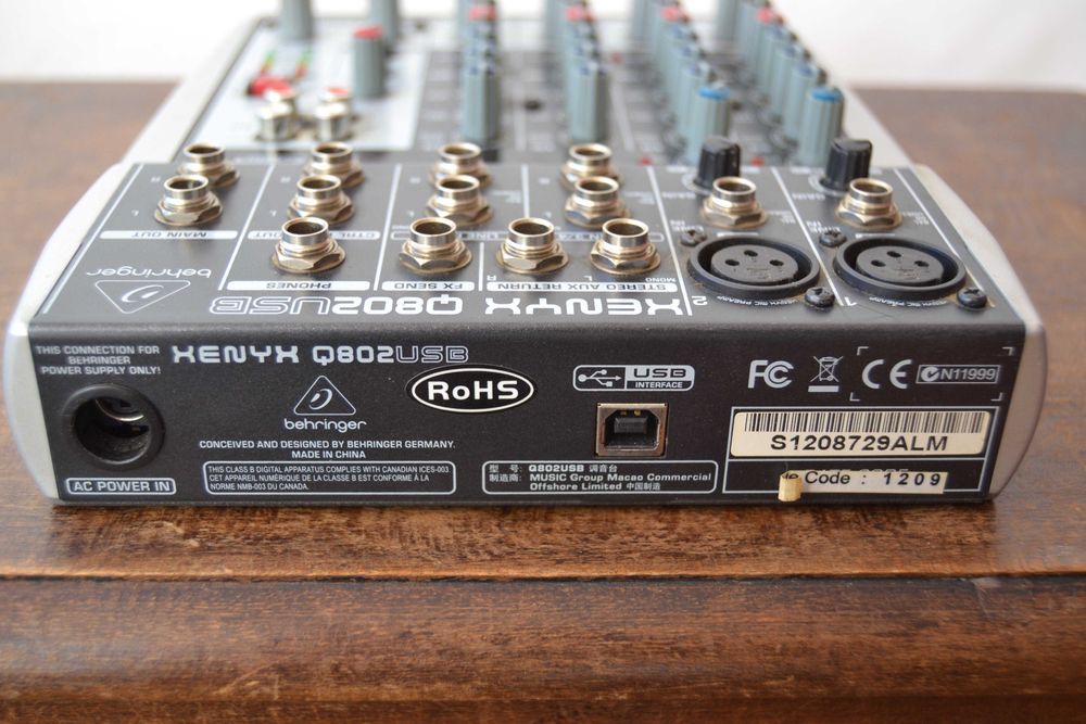 Mesa de Mistura 6 Canais c/USB