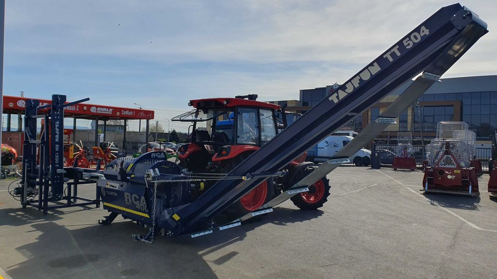 Piło-Łuparka Tajfun RCA 400 - W opcji Stół podawczy, Odciąg trocin