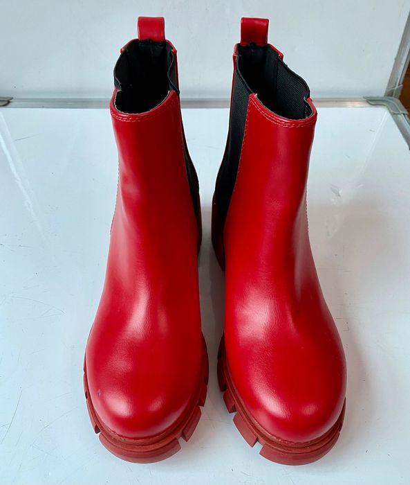 GUESS NOWE botki rozmiar 38 czerwone