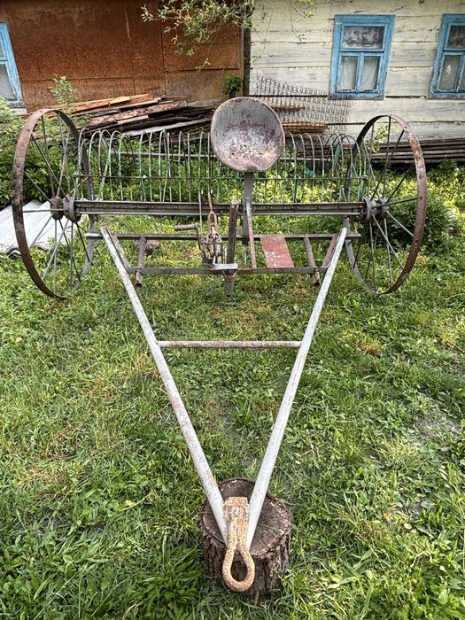 Продам кінну грабалку