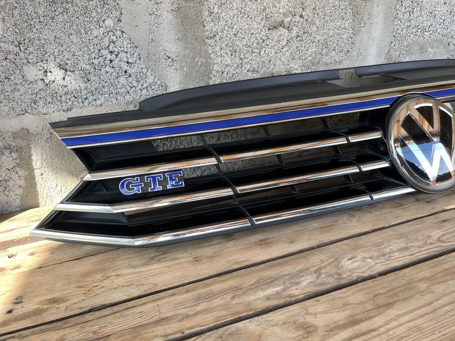 Решітка, решотка VW Passat B8 GTE original E-passat 3G0853653B