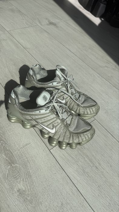 Snickery Nike Shox 38