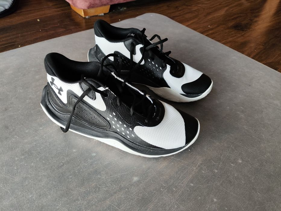Buty do koszykówki Under Armour Jet'23