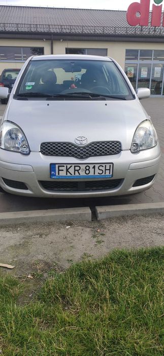 Toyota Yaris 2003  1,0 benzyna