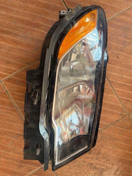 Фара Jeep Compass 2020 права