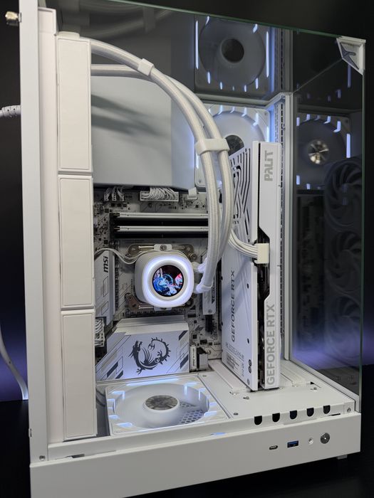 Digital PC Esport Mars | Ryzen 7 7800X3D + RTX5070