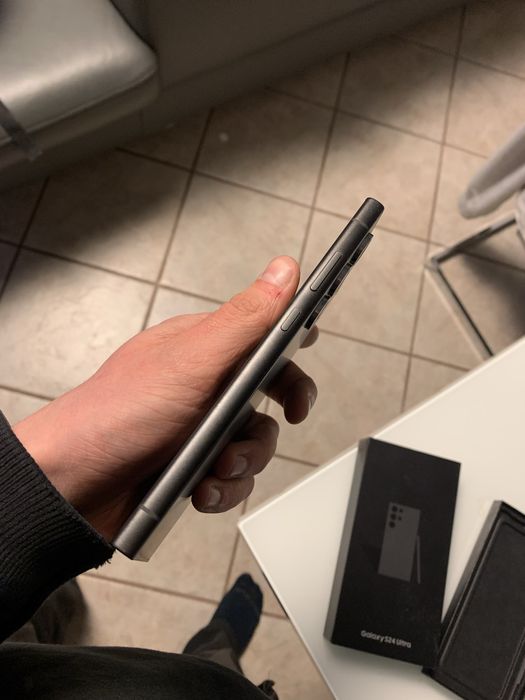 Samsung galaxy s24 ultra * 256 GB * świetny stan * dowód zakupu