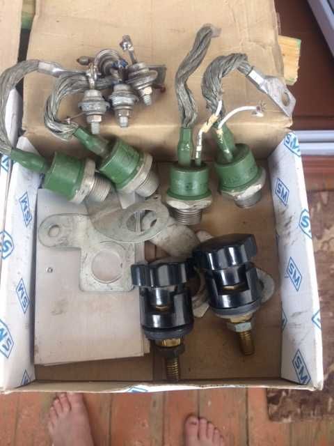 Запчасти для сварки  B50 и Т50 -по 2 шт. и наконечники на кабель DT-50