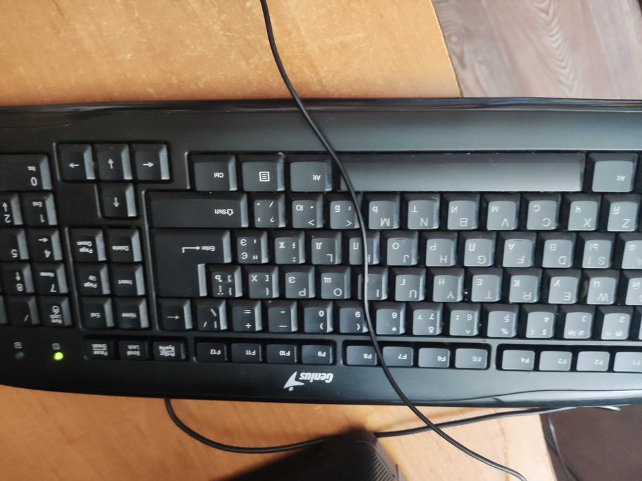 Компьютер полный комплект для учебы , работы