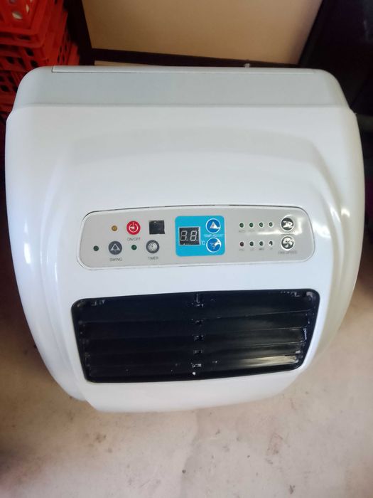 Ar condicionado portátil em ótimo Estado e a funcionar perfeitamente