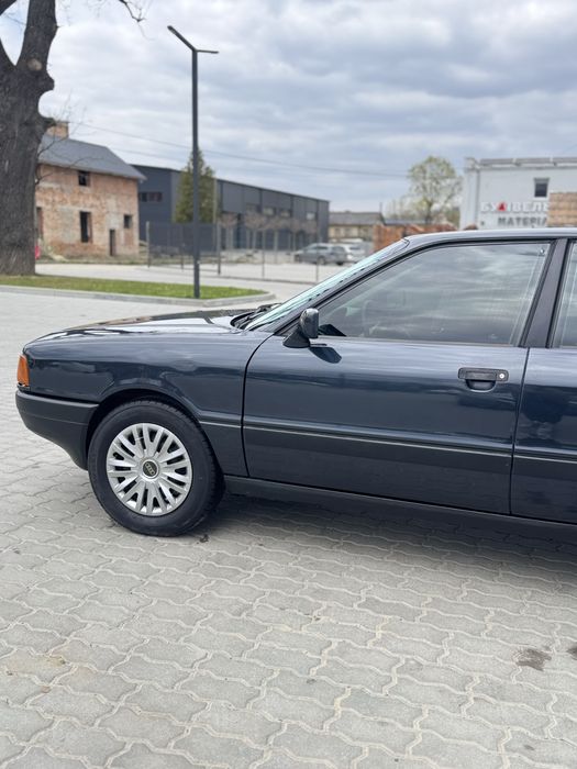 Audi 80 B3 1.8 бензин 1989 • Надійний автомобіль • Сів і поїхав