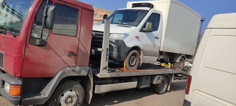 Перевезення с/г техніки, послуги евакуатора, перевезення  вантажів до