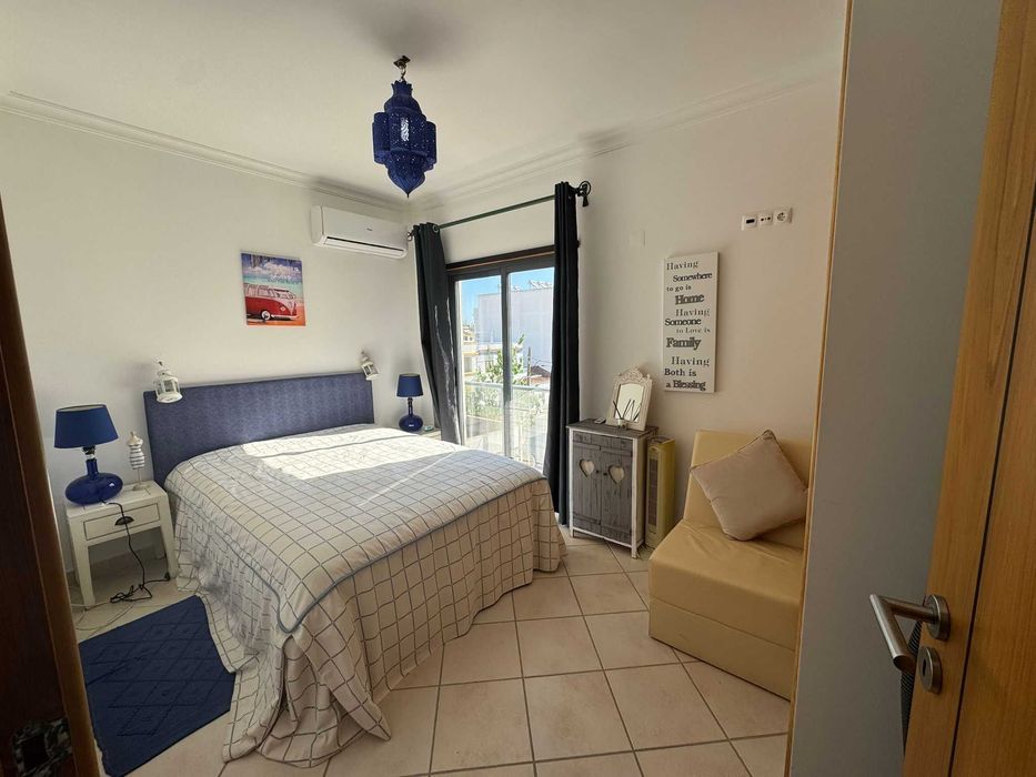 Monte Gordo   T1 a 4 min da praia  Junto ao Mercado Municipal