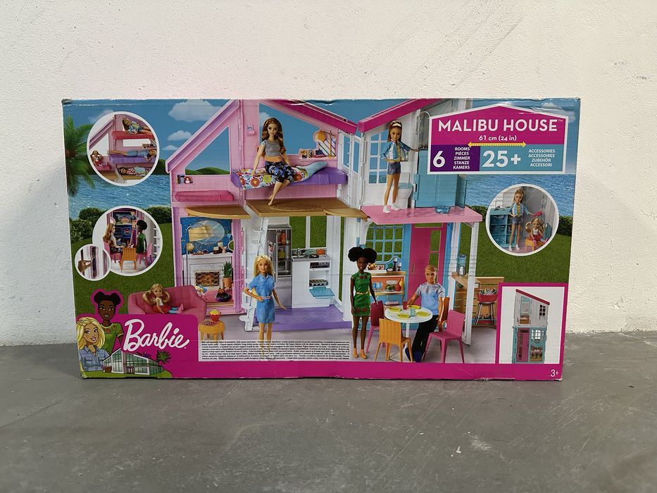 Domek Barbie Malibu z akcesoriami, lalkami plus pudełko