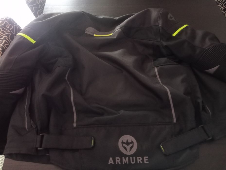 Vendo foto goretex bom estado