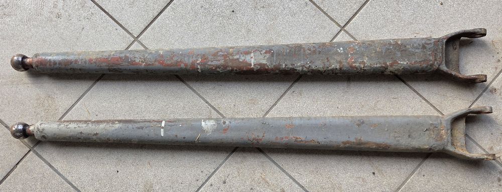 URSUS C325  Drążki reakcyjne