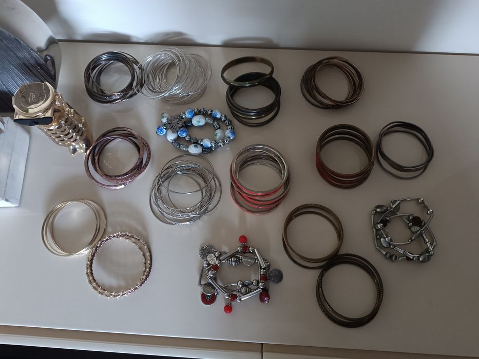 Pulseiras variadas desde 1 €