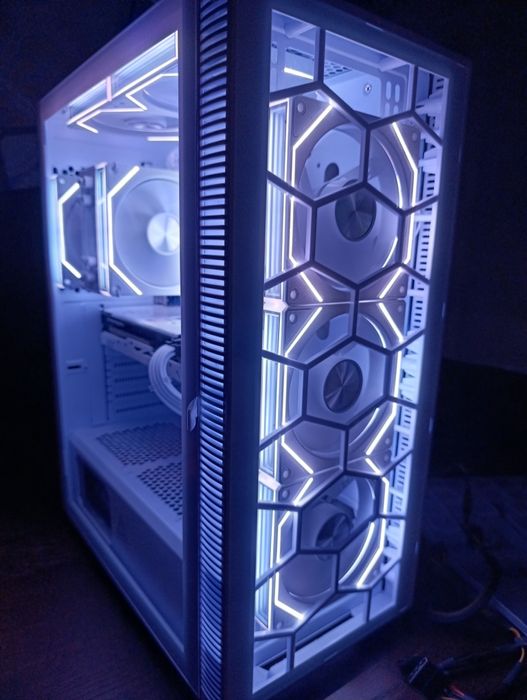 Білий ігровий ПК 32GB DDR4/RTX 2060 Super/Ryzen 5 3600 Игровой комп