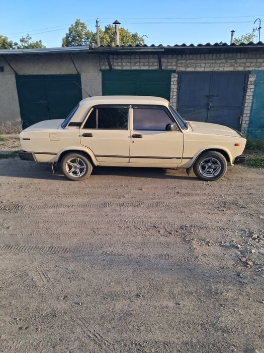 Продам ВАЗ 2107 .