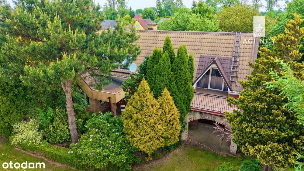 Przestronny dom z pięknym ogrodem, działka 1200m2 – Sławno, ODW