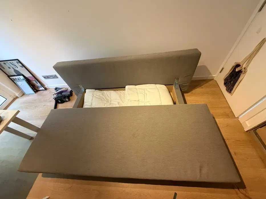 Sofá-cama IKEA ÄLVDALEN com arrumação