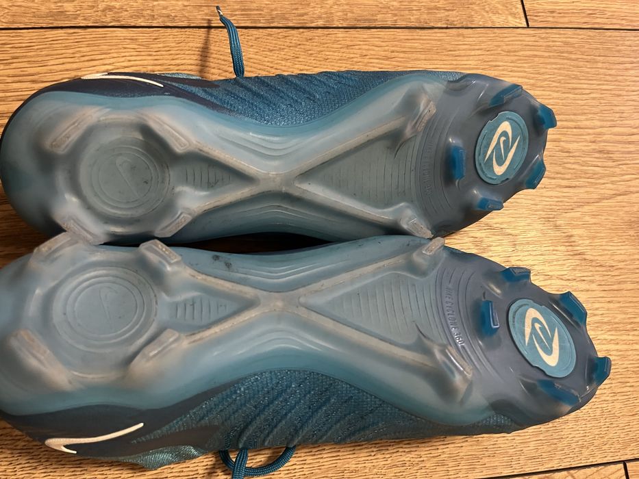 Profesjonalne korki Nike Panthone 45,5 niebieskie