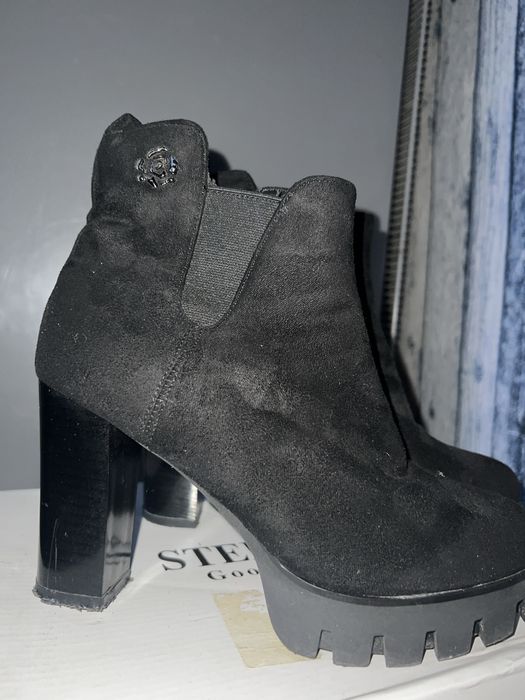 Ботинки демісезон розмір 37