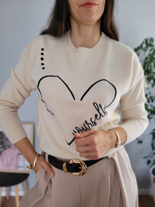 Kremowy sweter serce miękki miły Love yourself wiskozowy soft girl